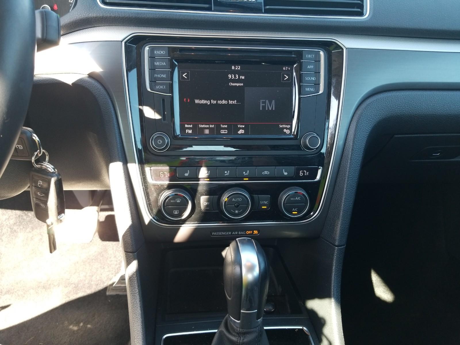 2018 Volkswagen PASSAT 4C R-LINE