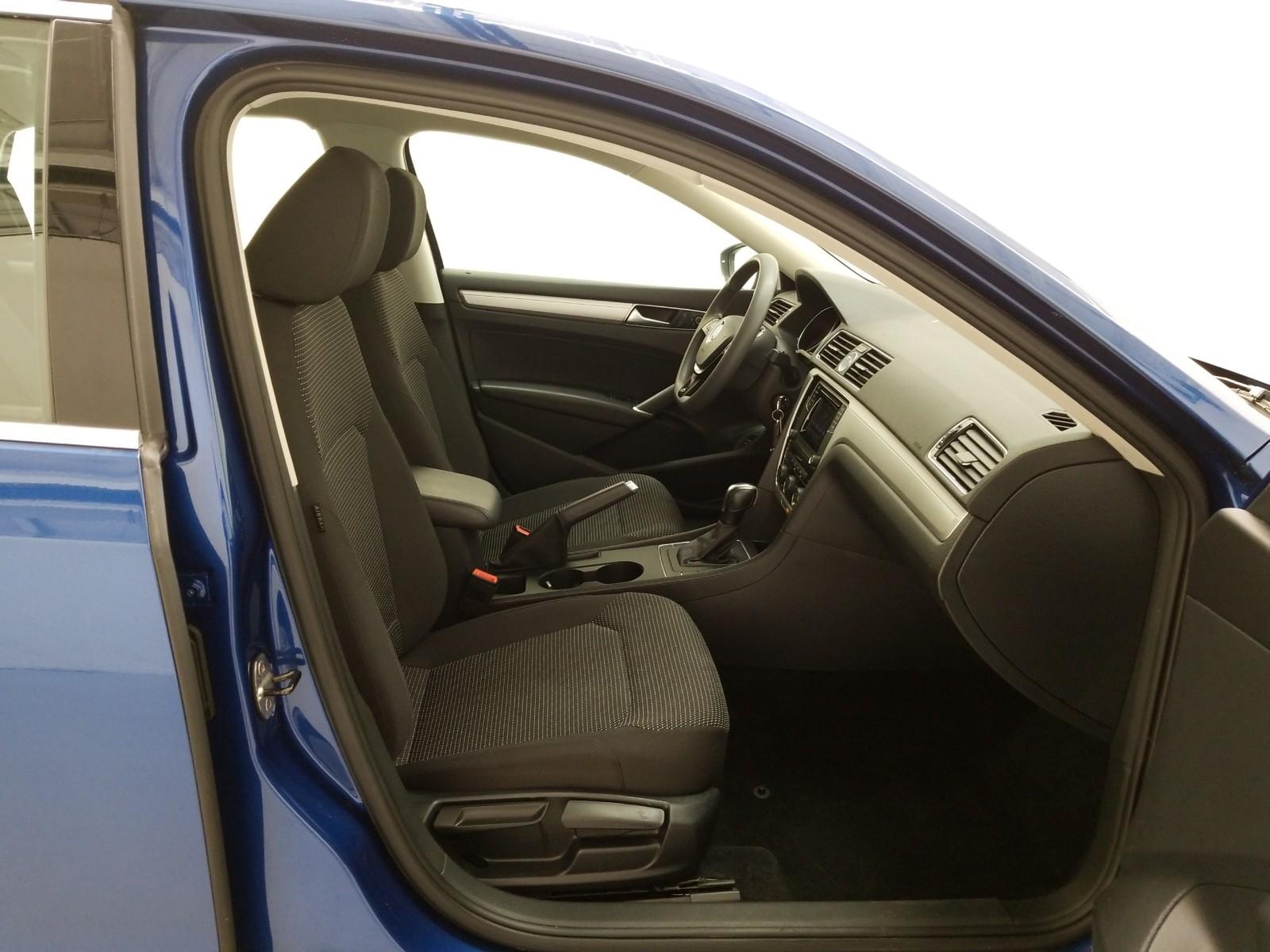 2016 Volkswagen PASSAT 4C 1.8T S