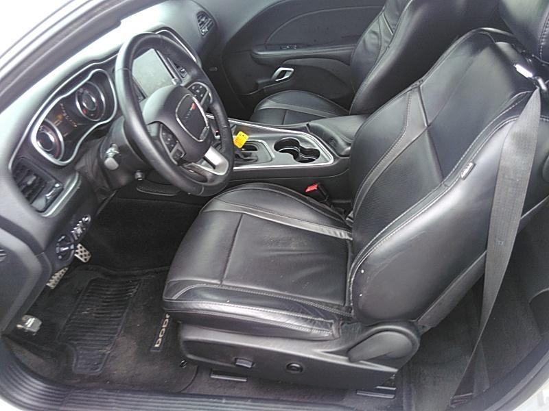 2015 Dodge CHALLENGER V6 SXT PLUS