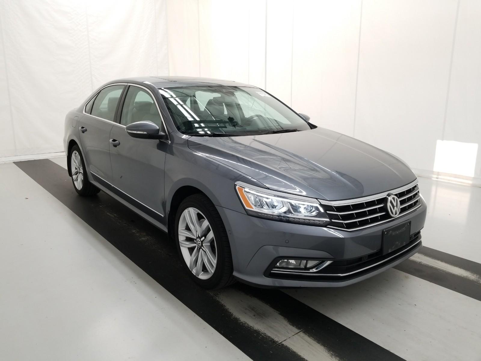 2016 Volkswagen PASSAT 4C SEL PRM