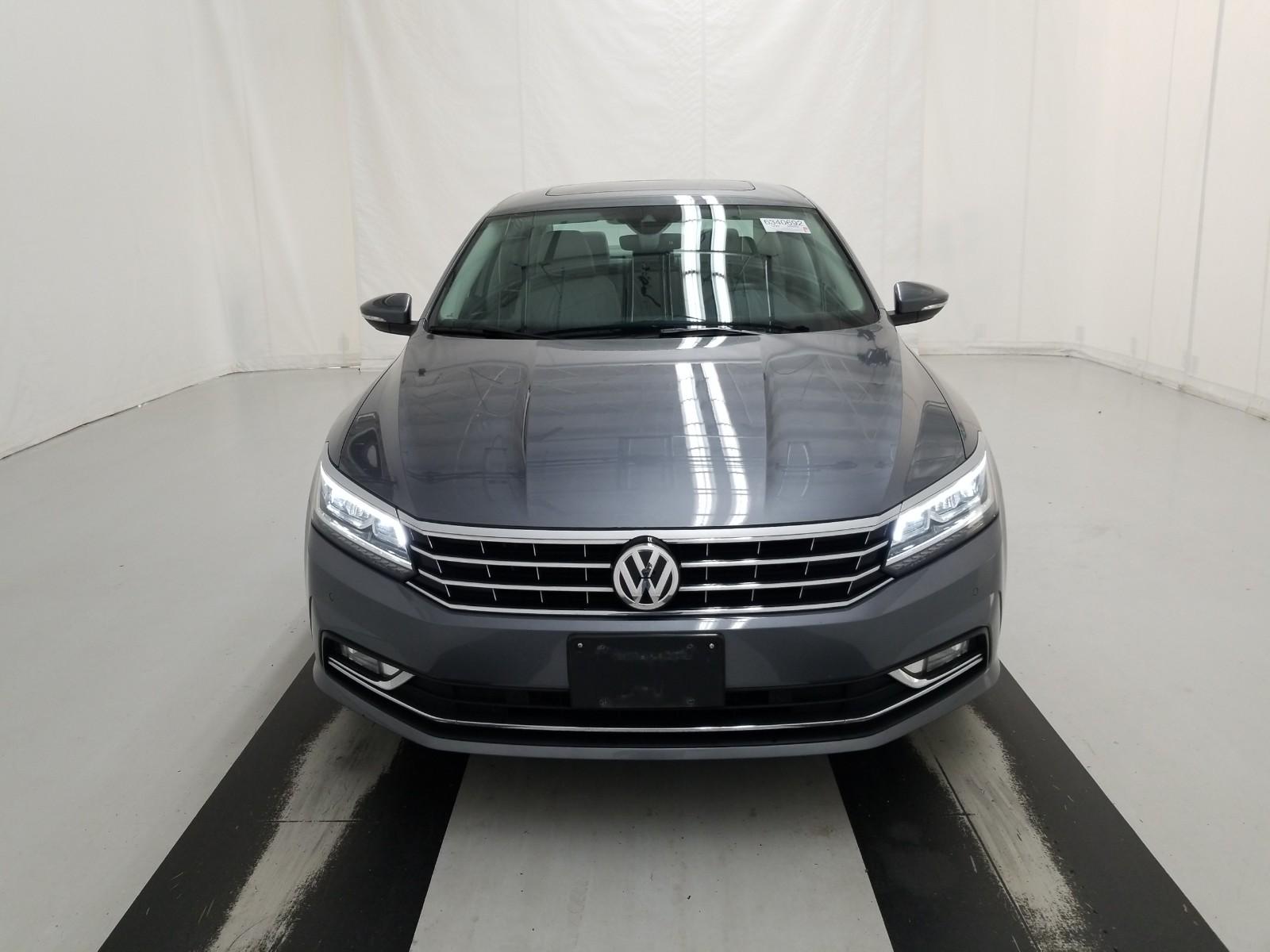 2016 Volkswagen PASSAT 4C SEL PRM