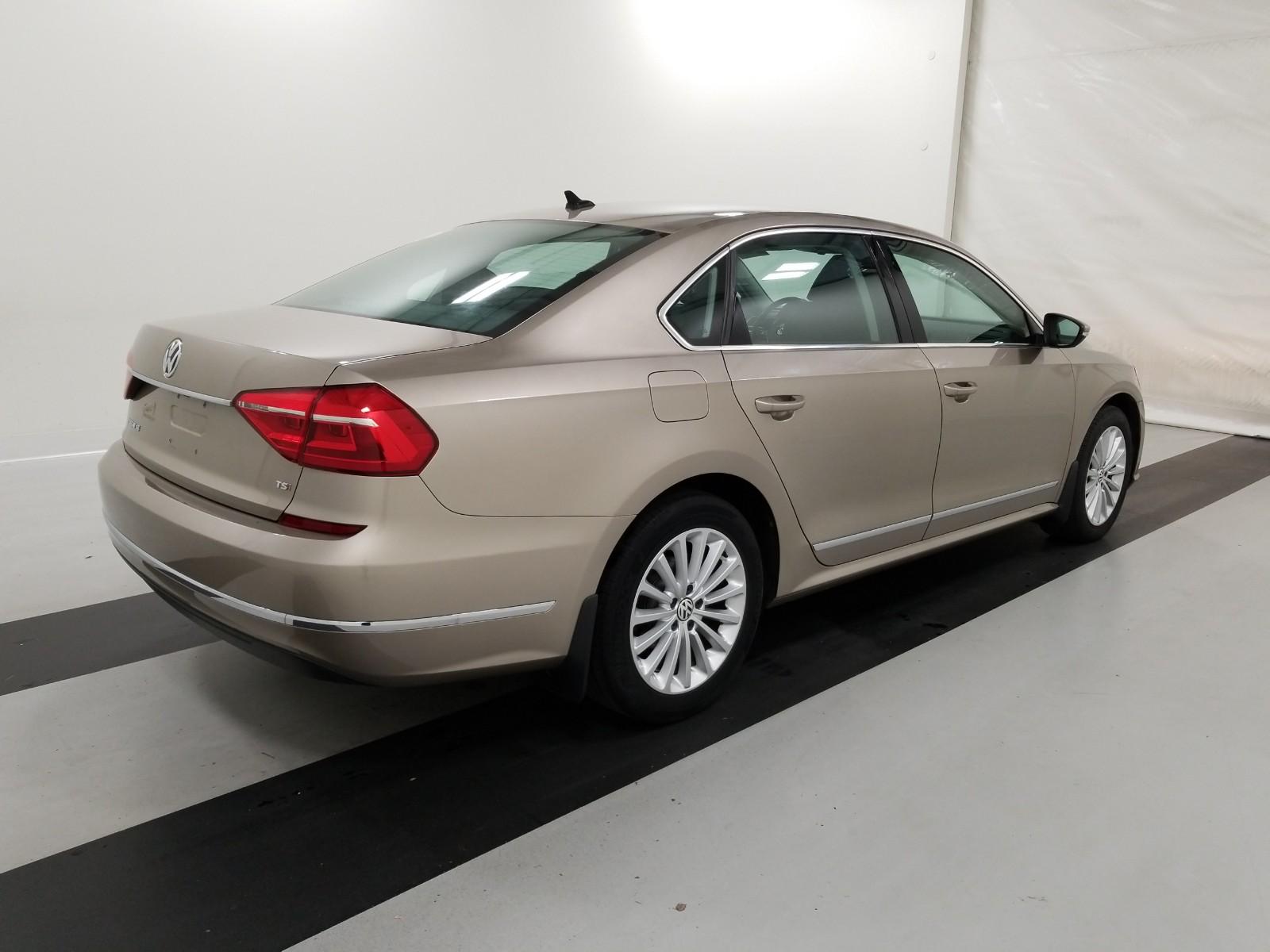 2016 Volkswagen PASSAT 4C 1.8T SE