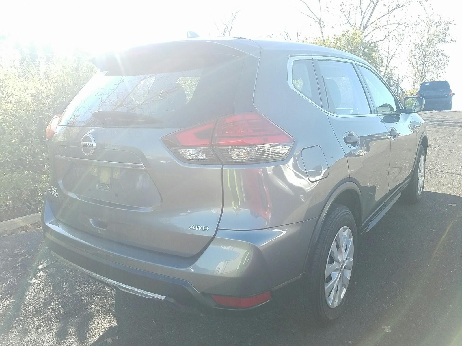 2017 Nissan ROGUE AWD 4C S