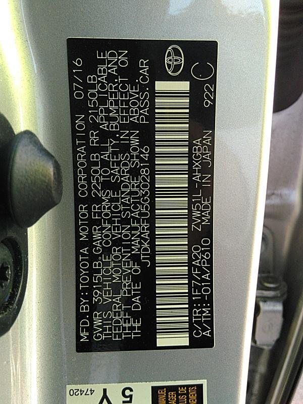 2016 Toyota PRIUS THREE