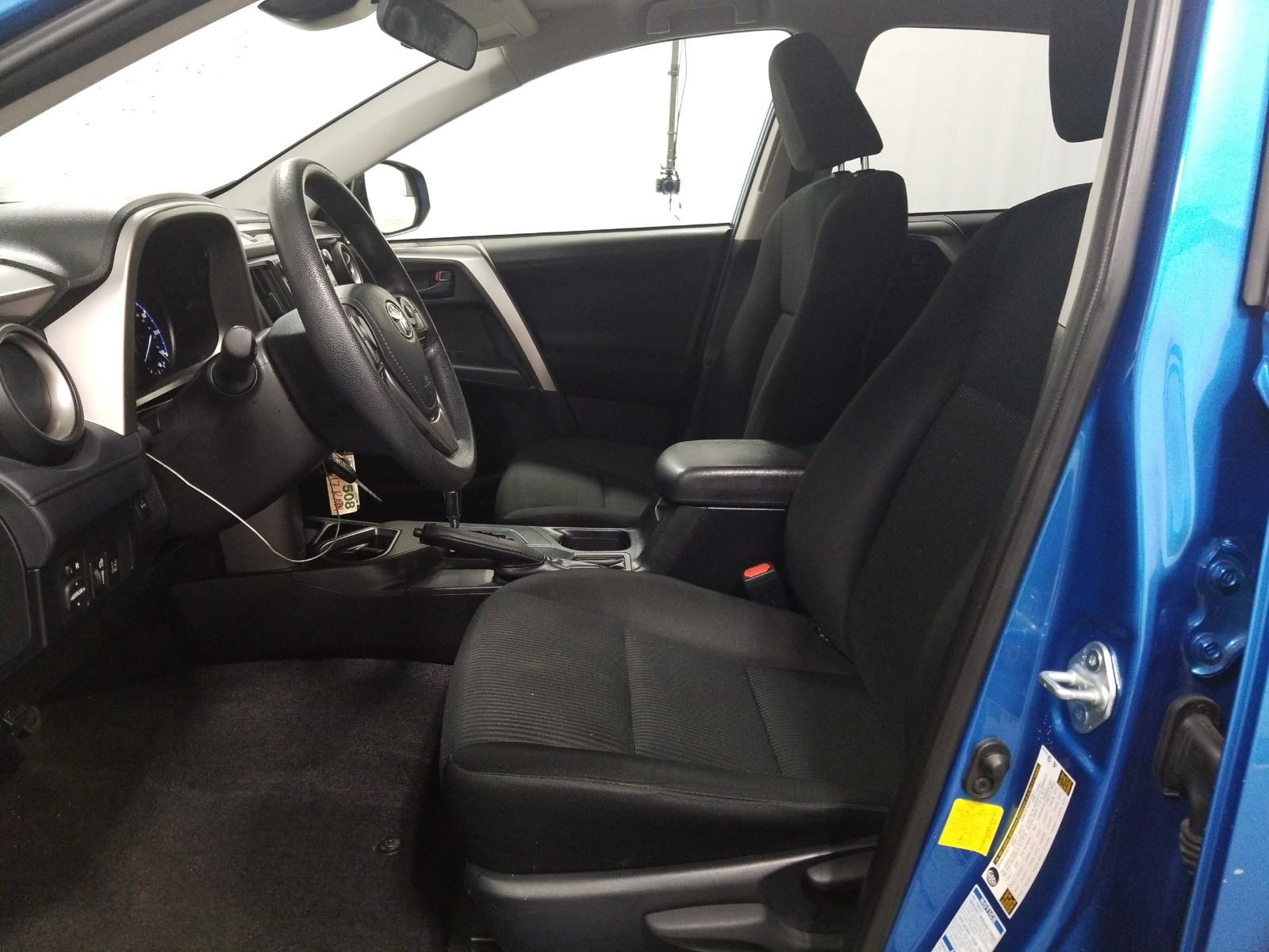 2017 Toyota RAV4 AWD LE