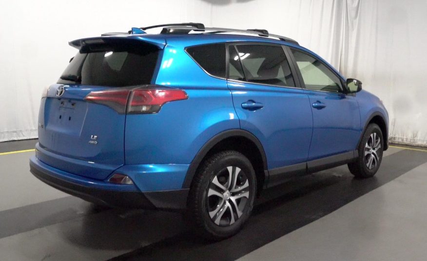 2017 Toyota RAV4 AWD LE