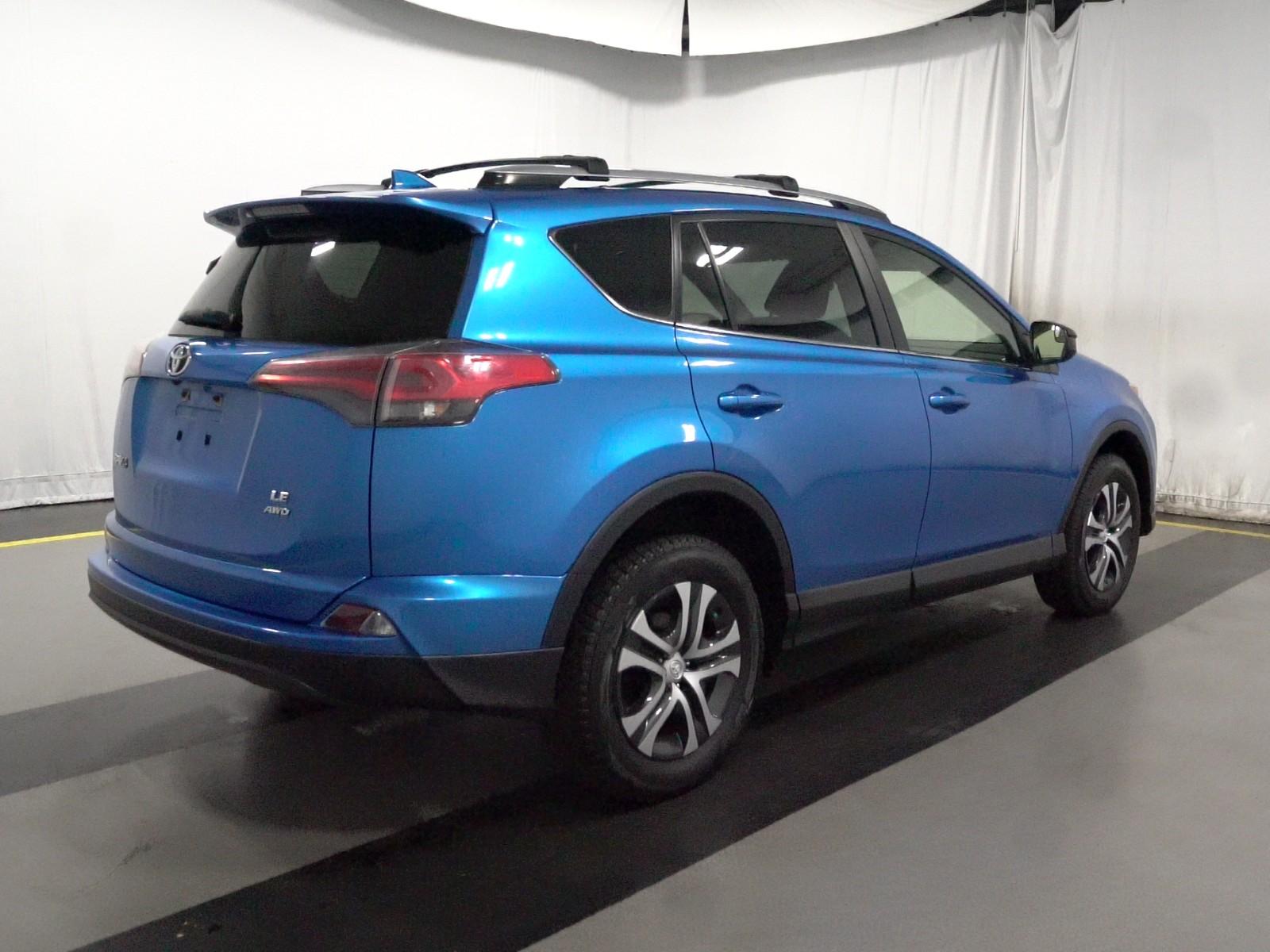 2017 Toyota RAV4 AWD LE