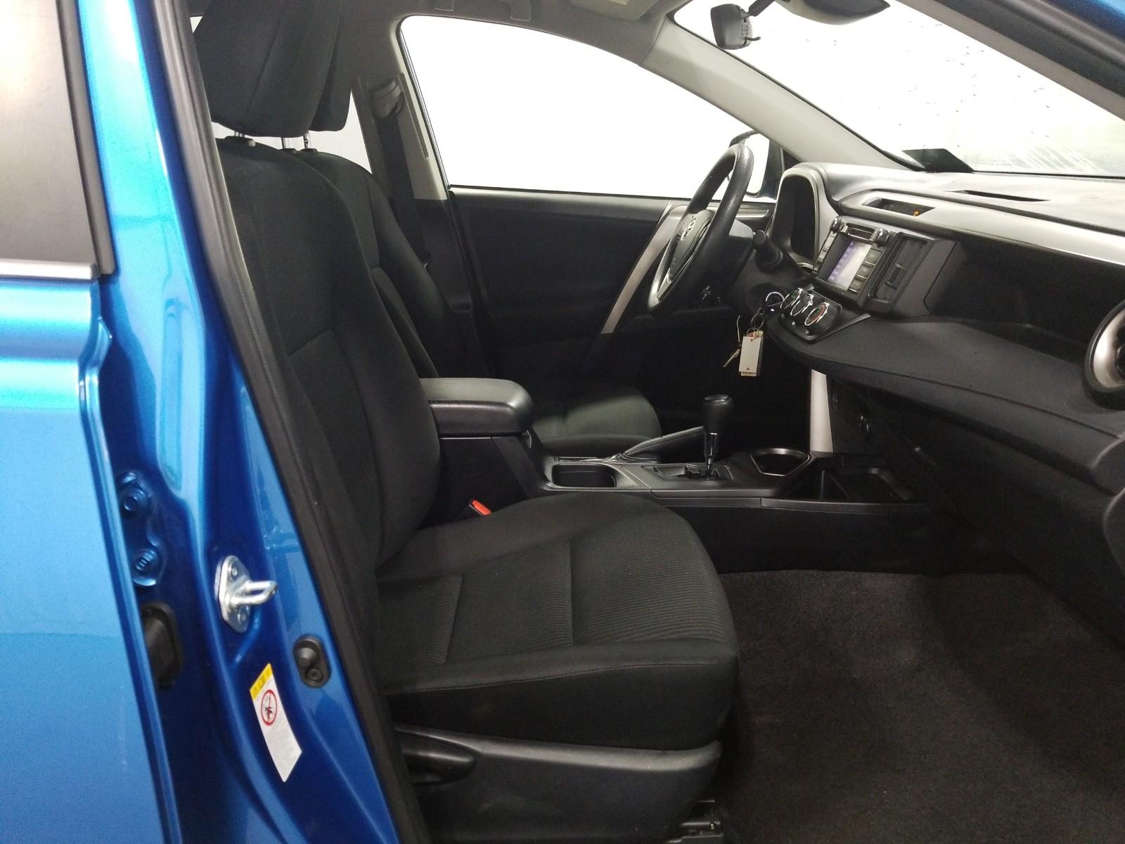 2017 Toyota RAV4 AWD LE