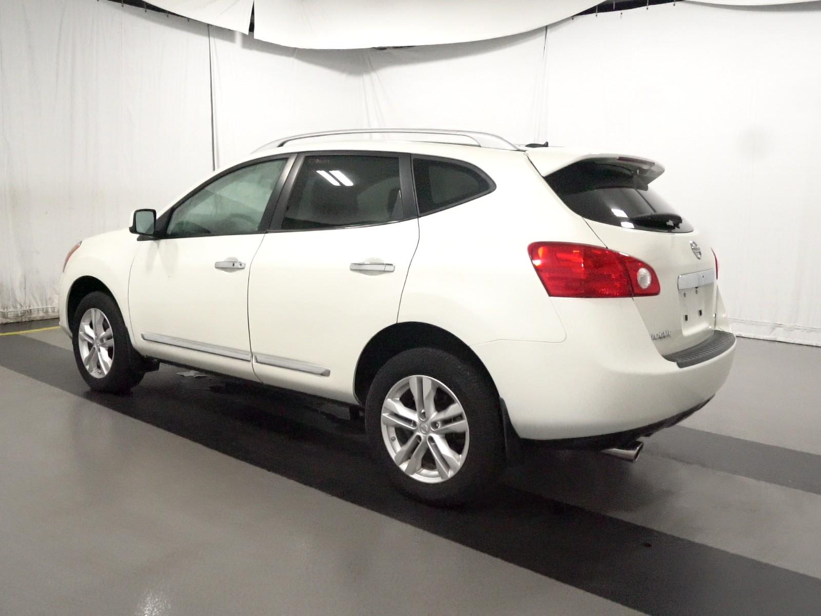 2013 Nissan ROGUE FWD SV
