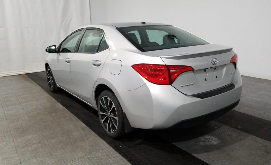 2017 Toyota COROLLA SE