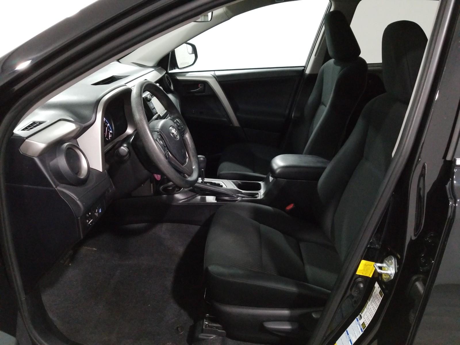 2017 Toyota RAV4 AWD LE