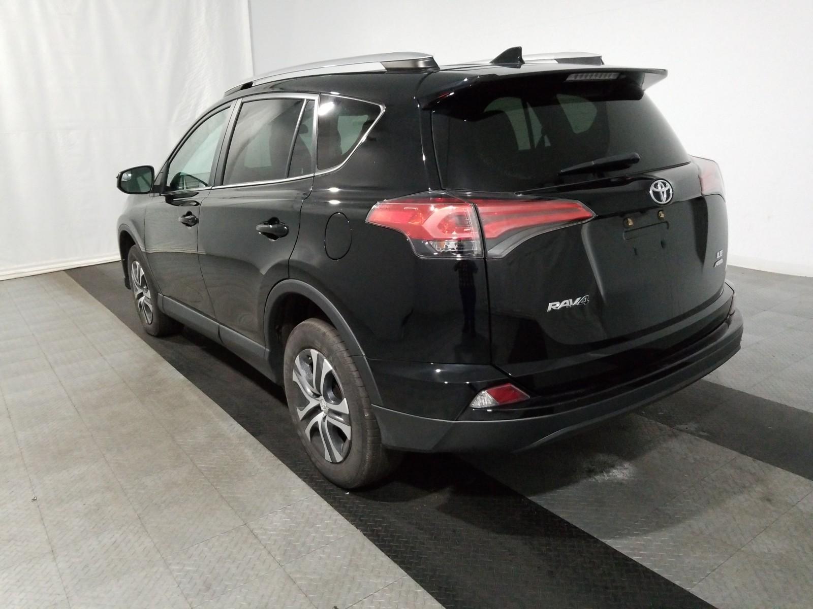 2017 Toyota RAV4 AWD LE