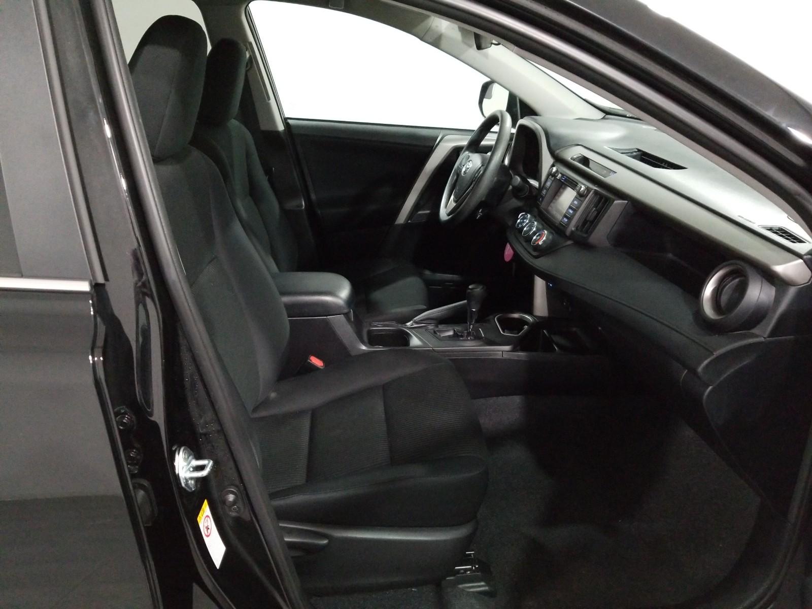 2017 Toyota RAV4 AWD LE