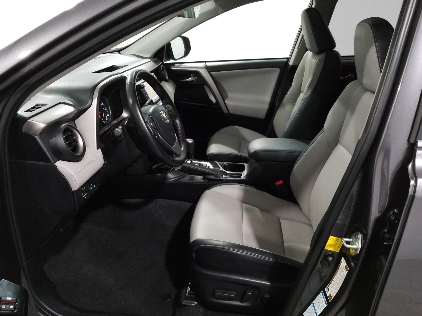 2016 Toyota RAV4 AWD LIMITED