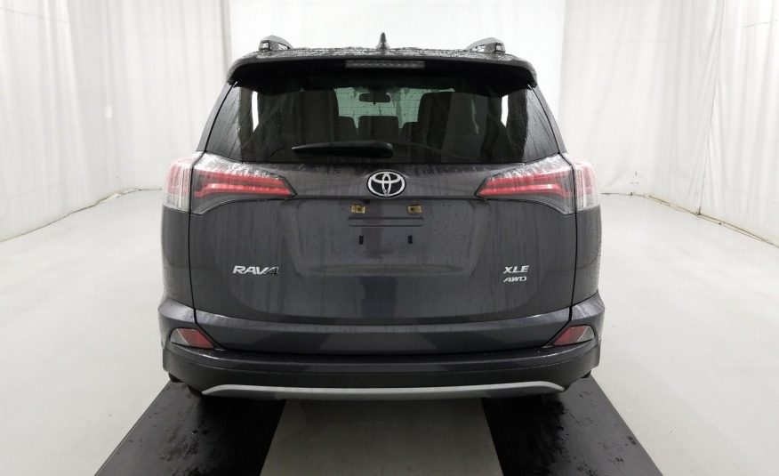 2017 Toyota RAV4 AWD XLE