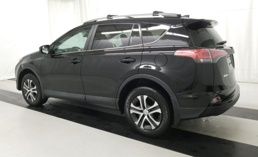 2017 Toyota RAV4 AWD LE