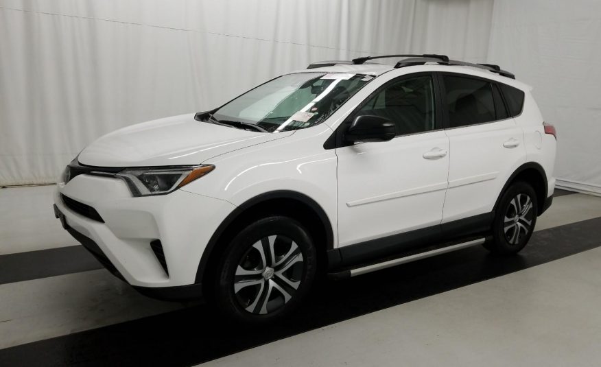 2017 Toyota RAV4 AWD LE