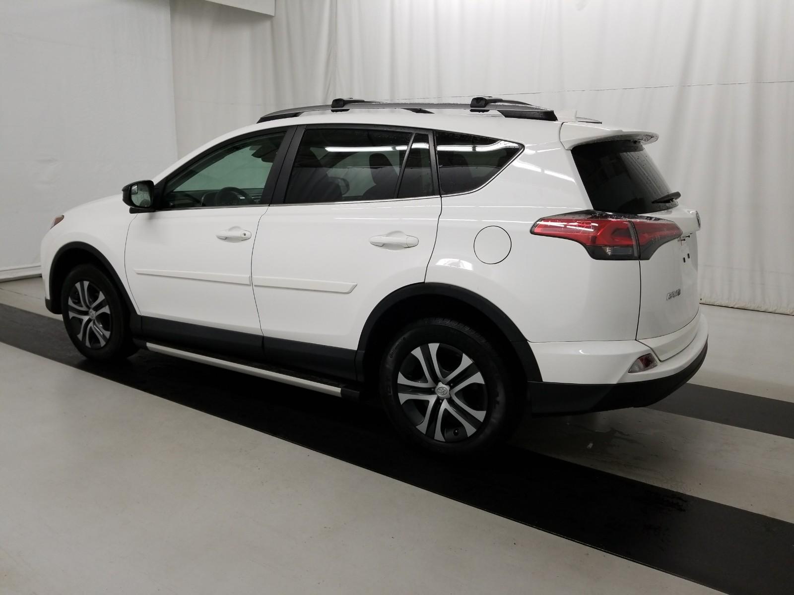 2017 Toyota RAV4 AWD LE