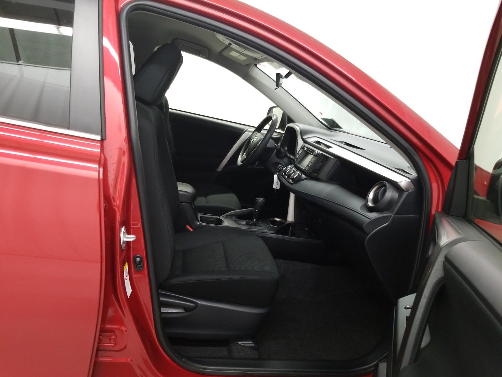 2017 Toyota RAV4 AWD LE