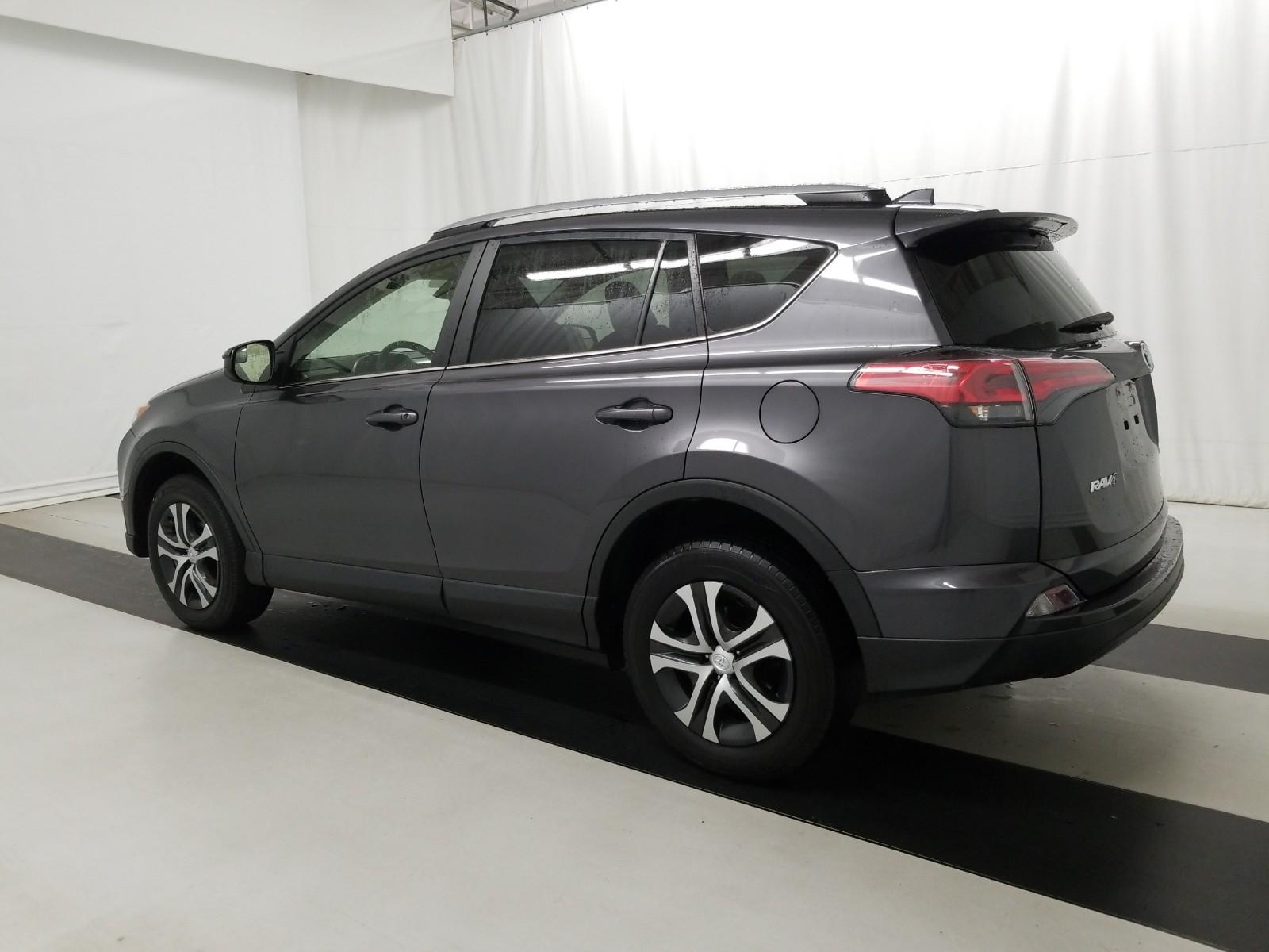 2017 Toyota RAV4 AWD LE