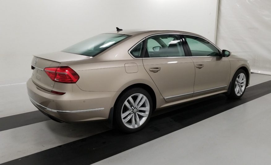 2016 Volkswagen PASSAT V6 SEL PRM