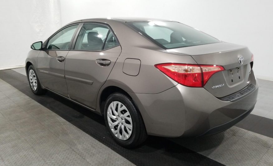 2017 Toyota COROLLA LE