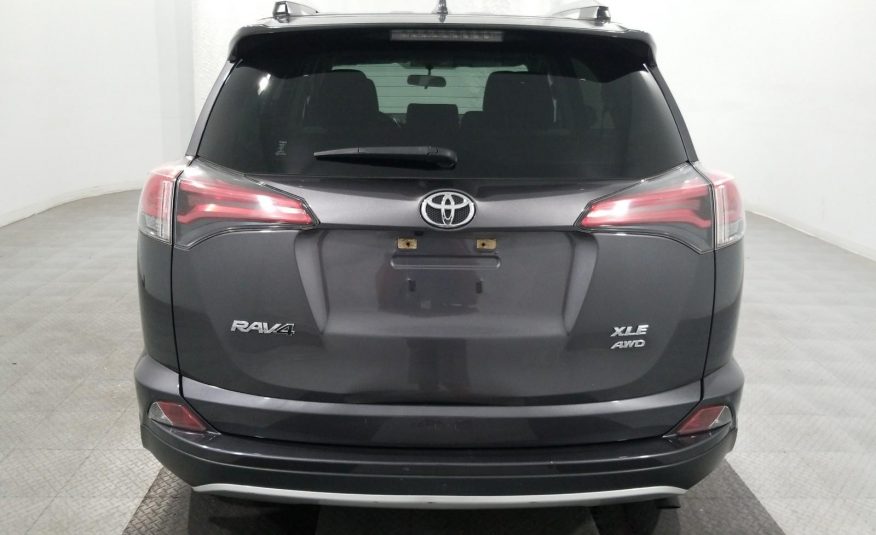 2016 Toyota RAV4 AWD XLE