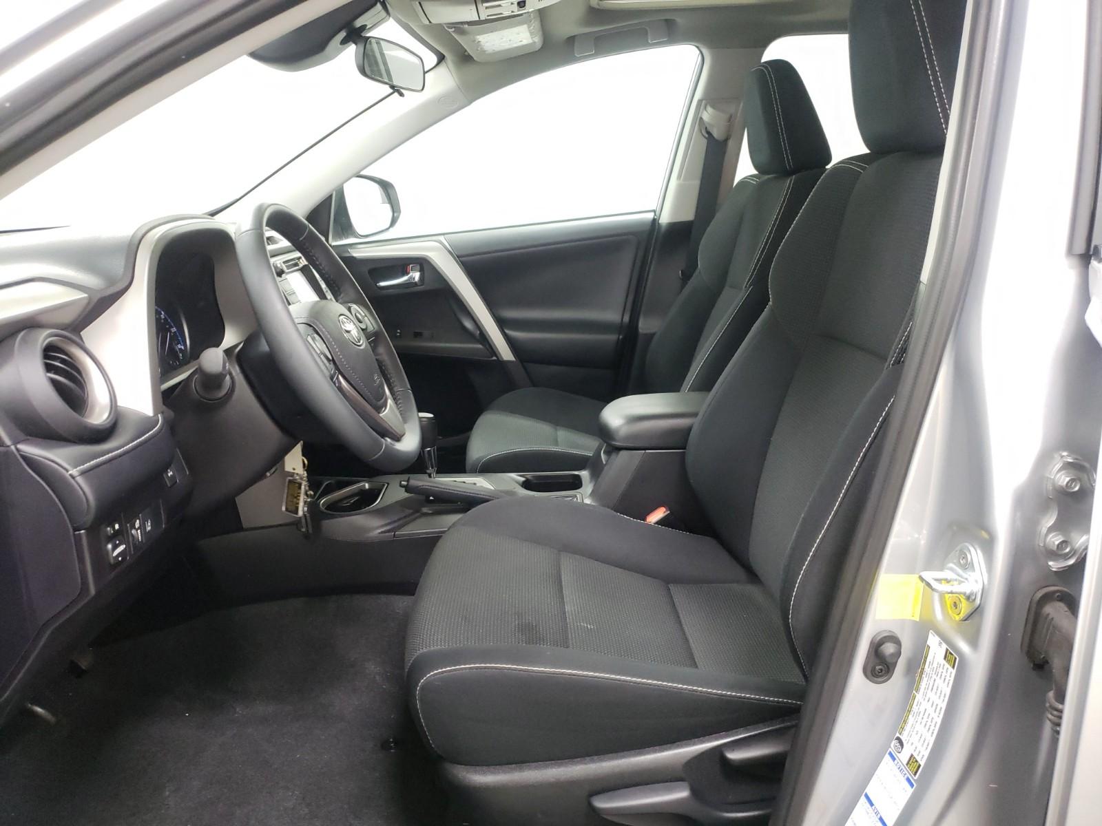 2017 Toyota RAV4 AWD XLE