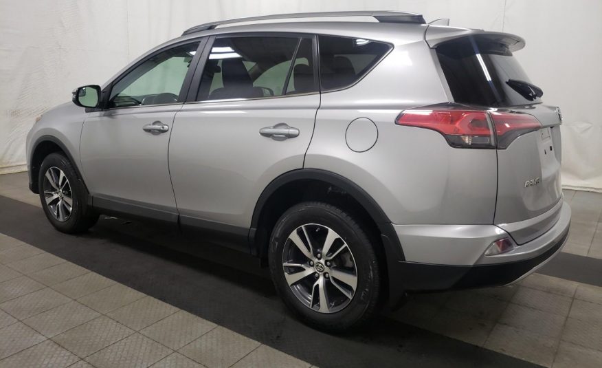 2017 Toyota RAV4 AWD XLE