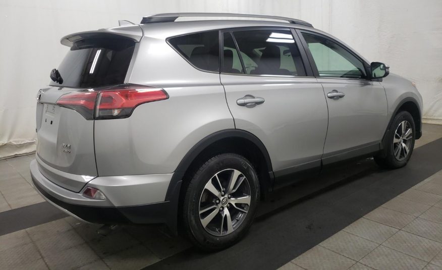 2017 Toyota RAV4 AWD XLE