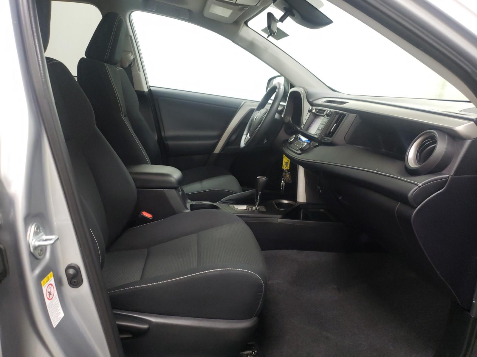 2017 Toyota RAV4 AWD XLE