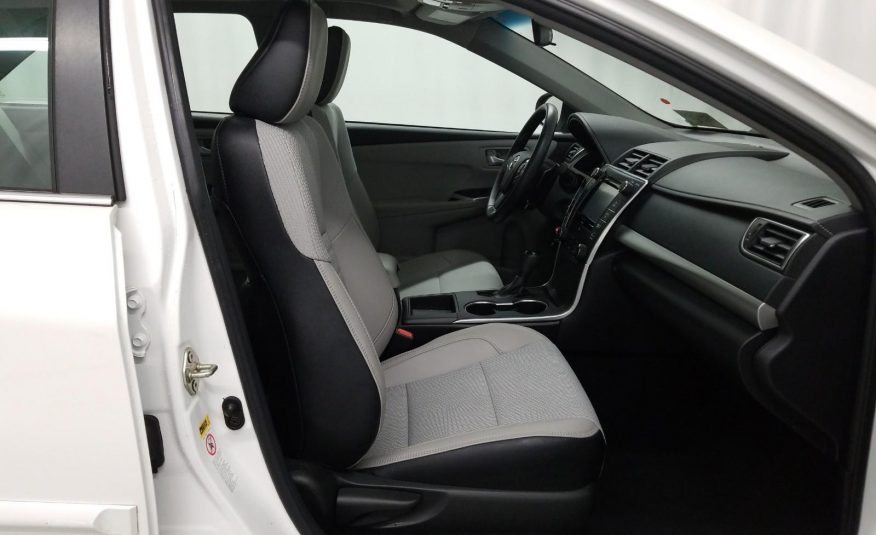 2017 Toyota CAMRY 4C SE