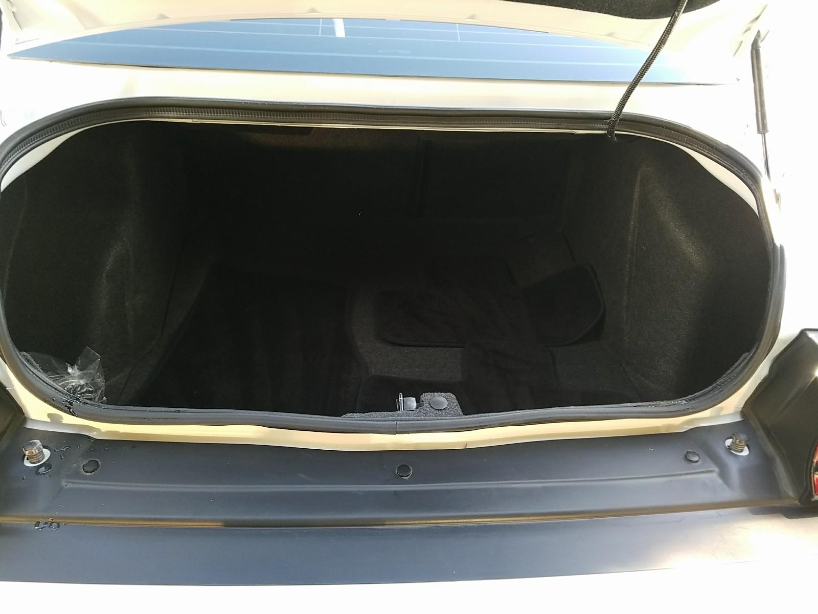 2017 Dodge CHALLENG 4X2 V6 SXT