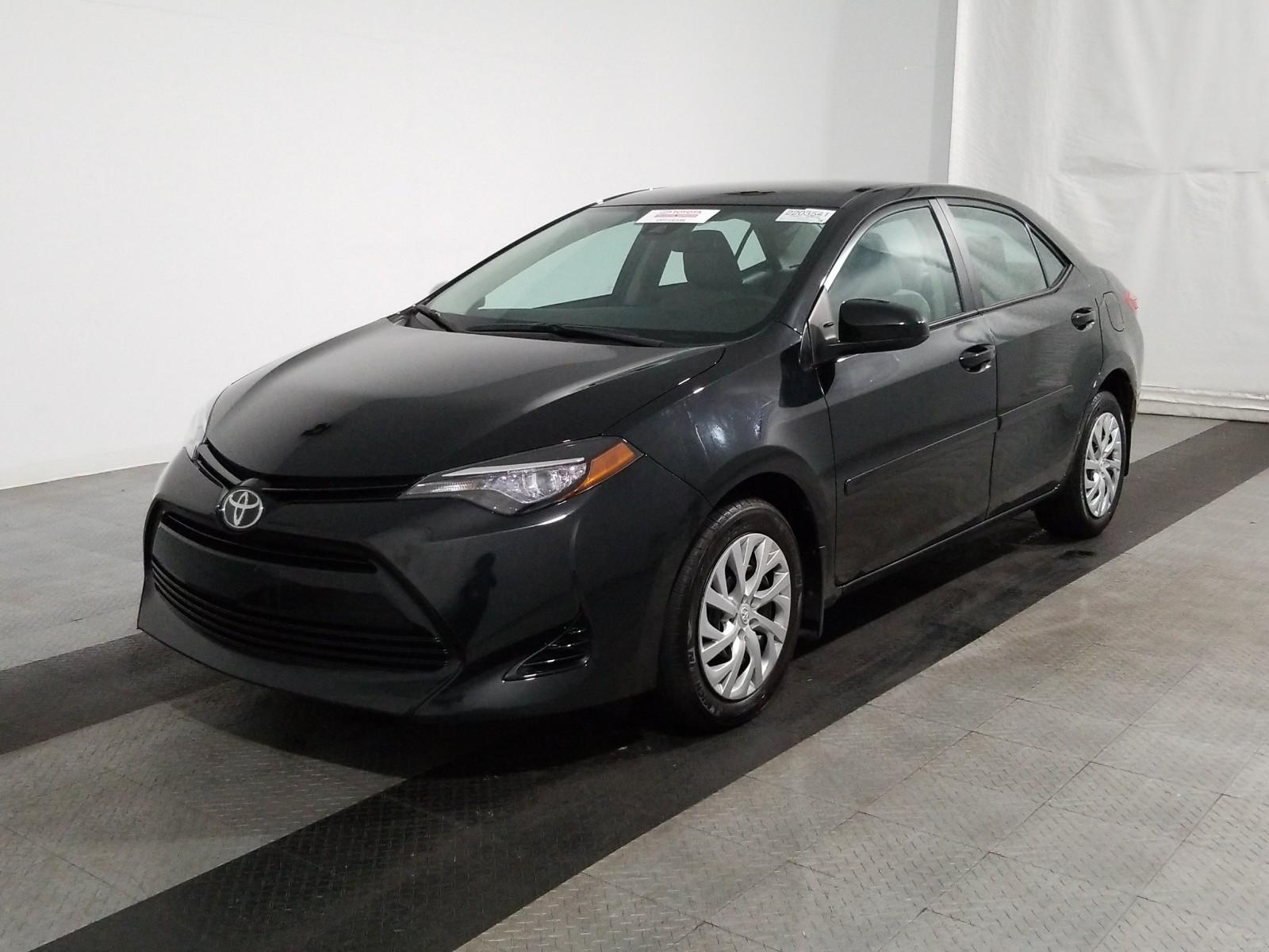 2017 Toyota COROLLA LE