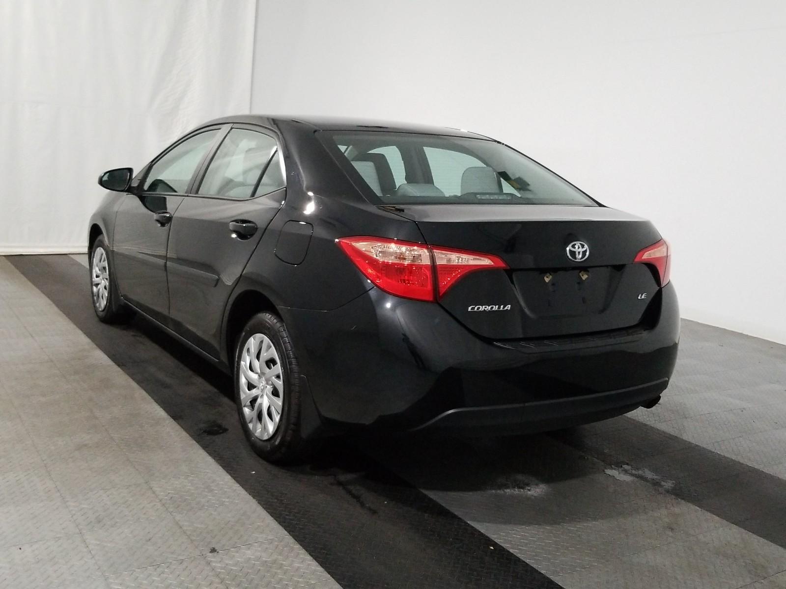 2017 Toyota COROLLA LE