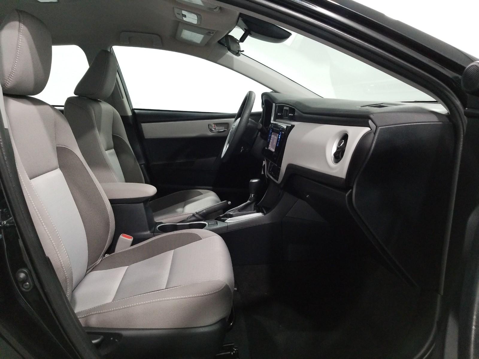 2017 Toyota COROLLA LE