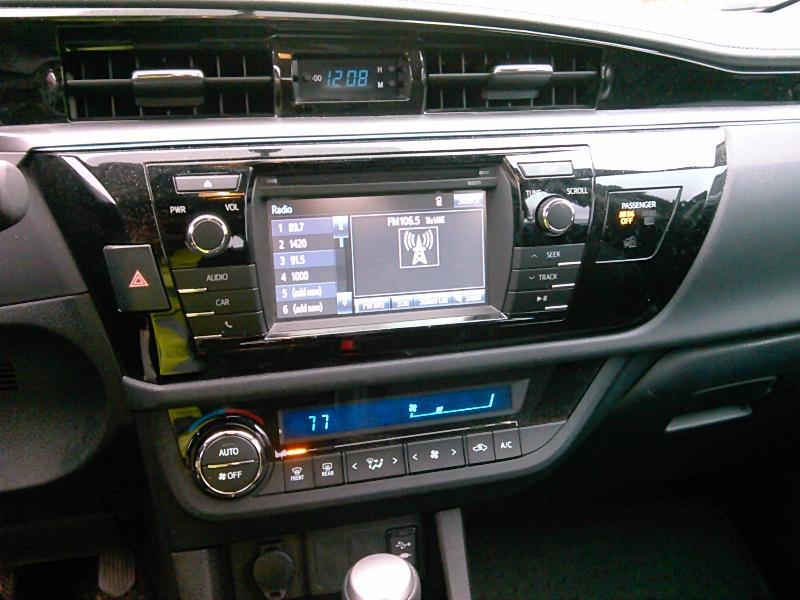 2016 Toyota COROLLA S PLUS