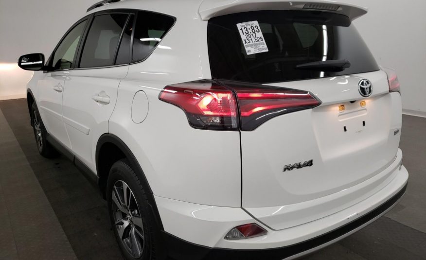 2017 Toyota RAV4 FWD XLE