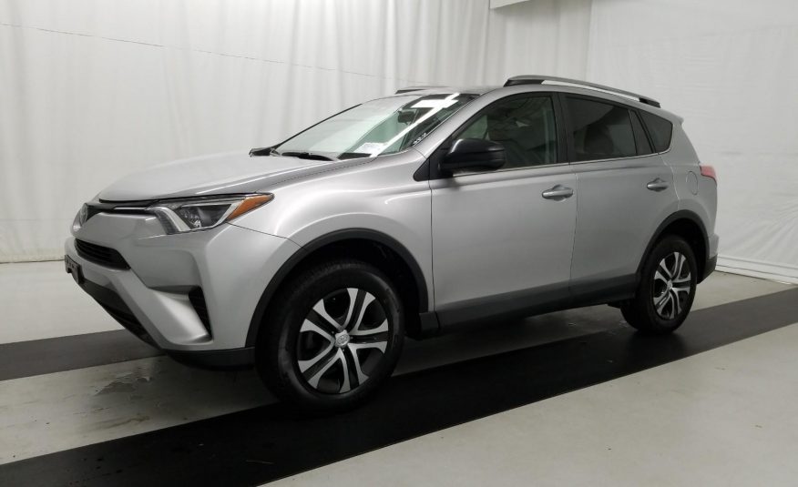 2017 Toyota RAV4 AWD LE