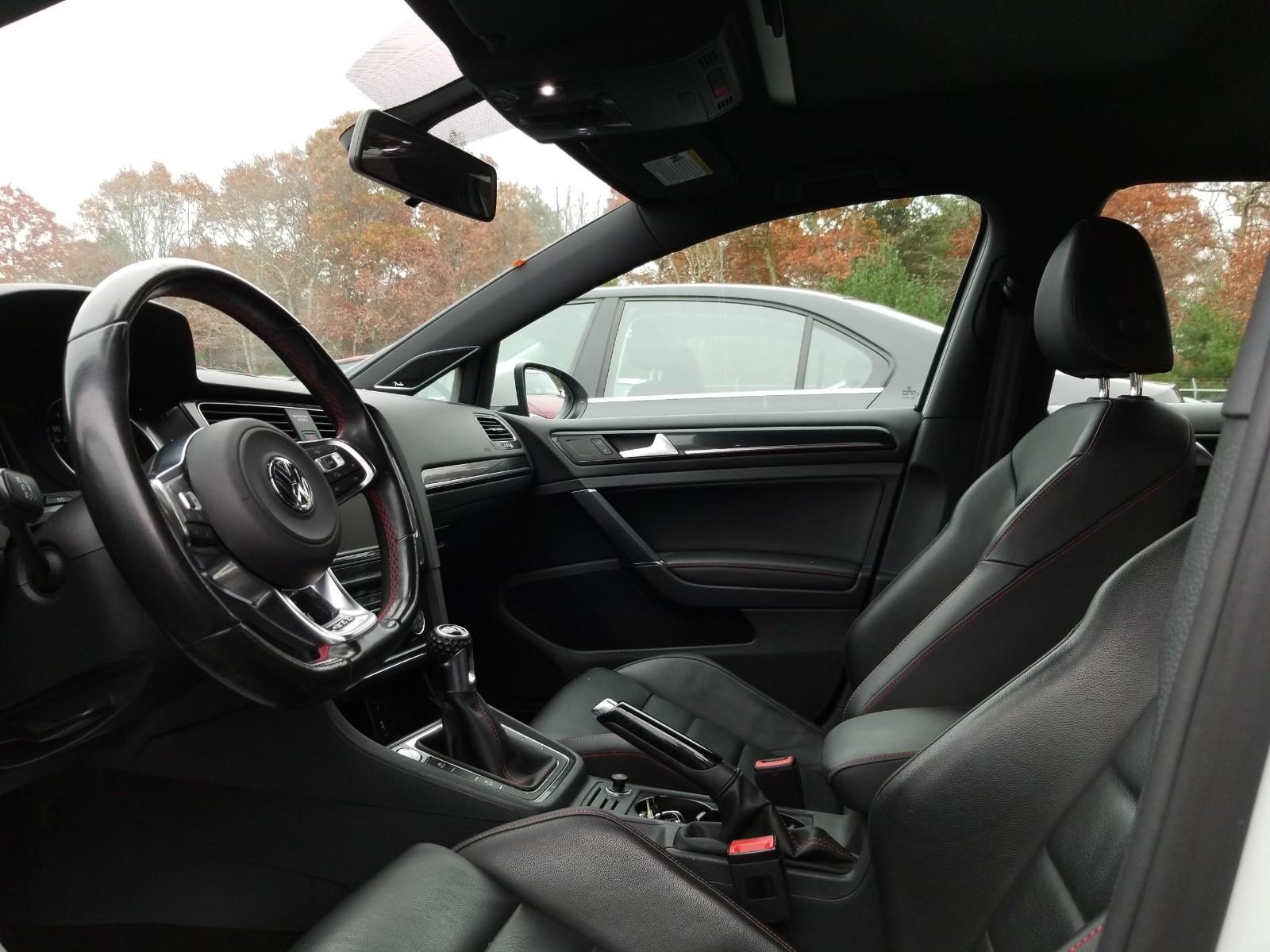 2016 Volkswagen GOLF GTI SE