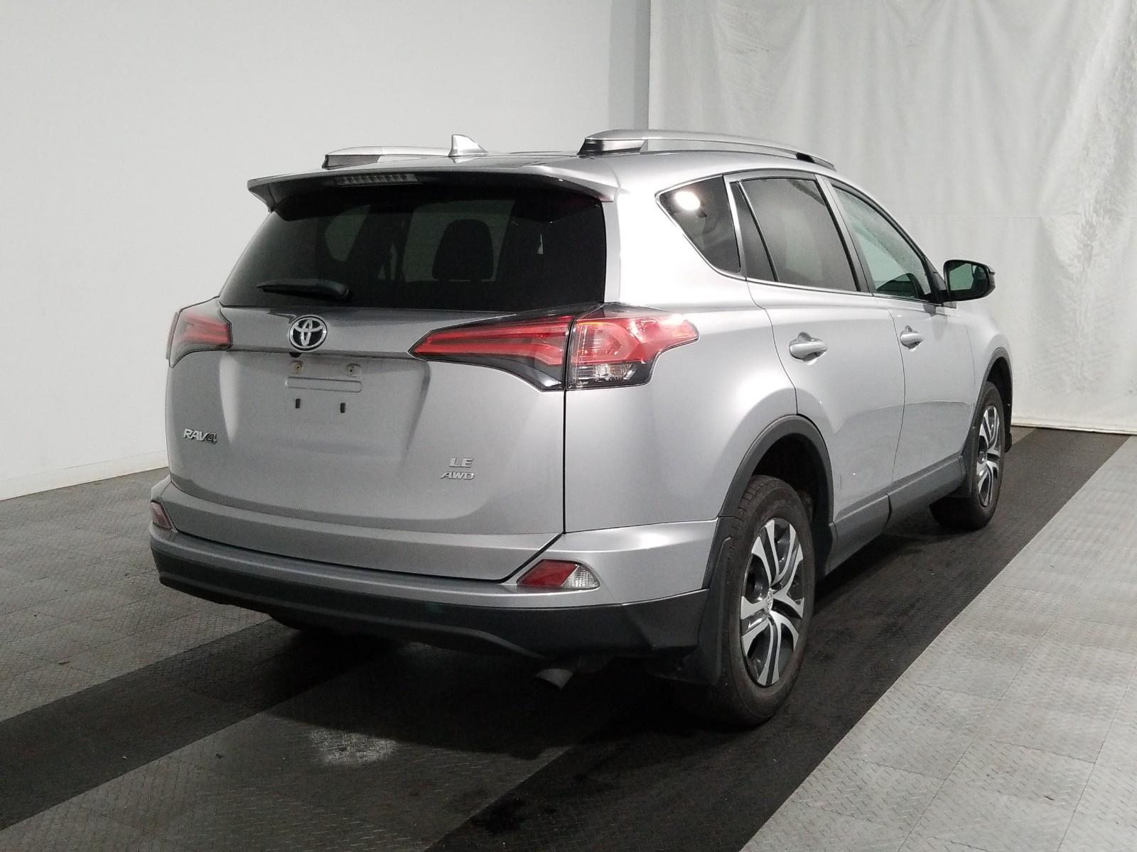 2017 Toyota RAV4 AWD LE