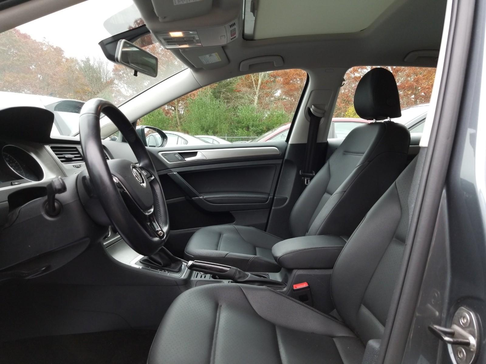 2017 Volkswagen GOLF WOLFSBURG