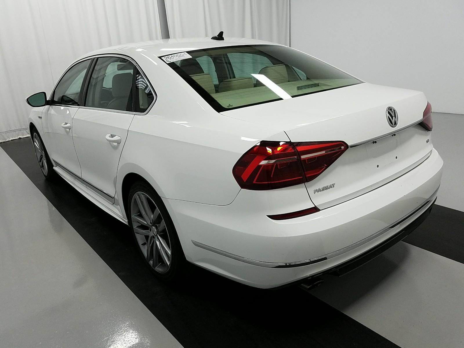2017 Volkswagen PASSAT 4C RLINE COMF