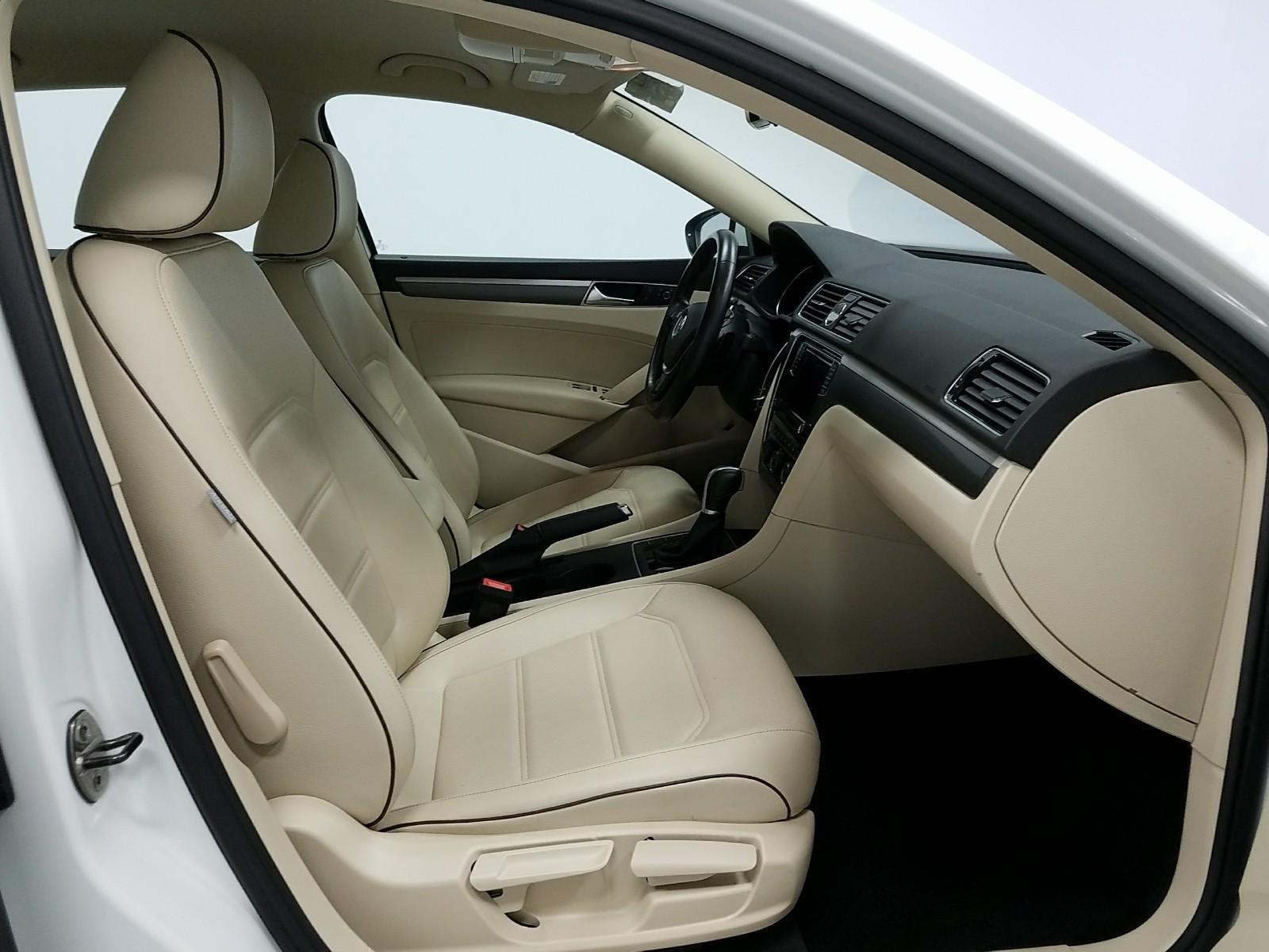 2017 Volkswagen PASSAT 4C RLINE COMF