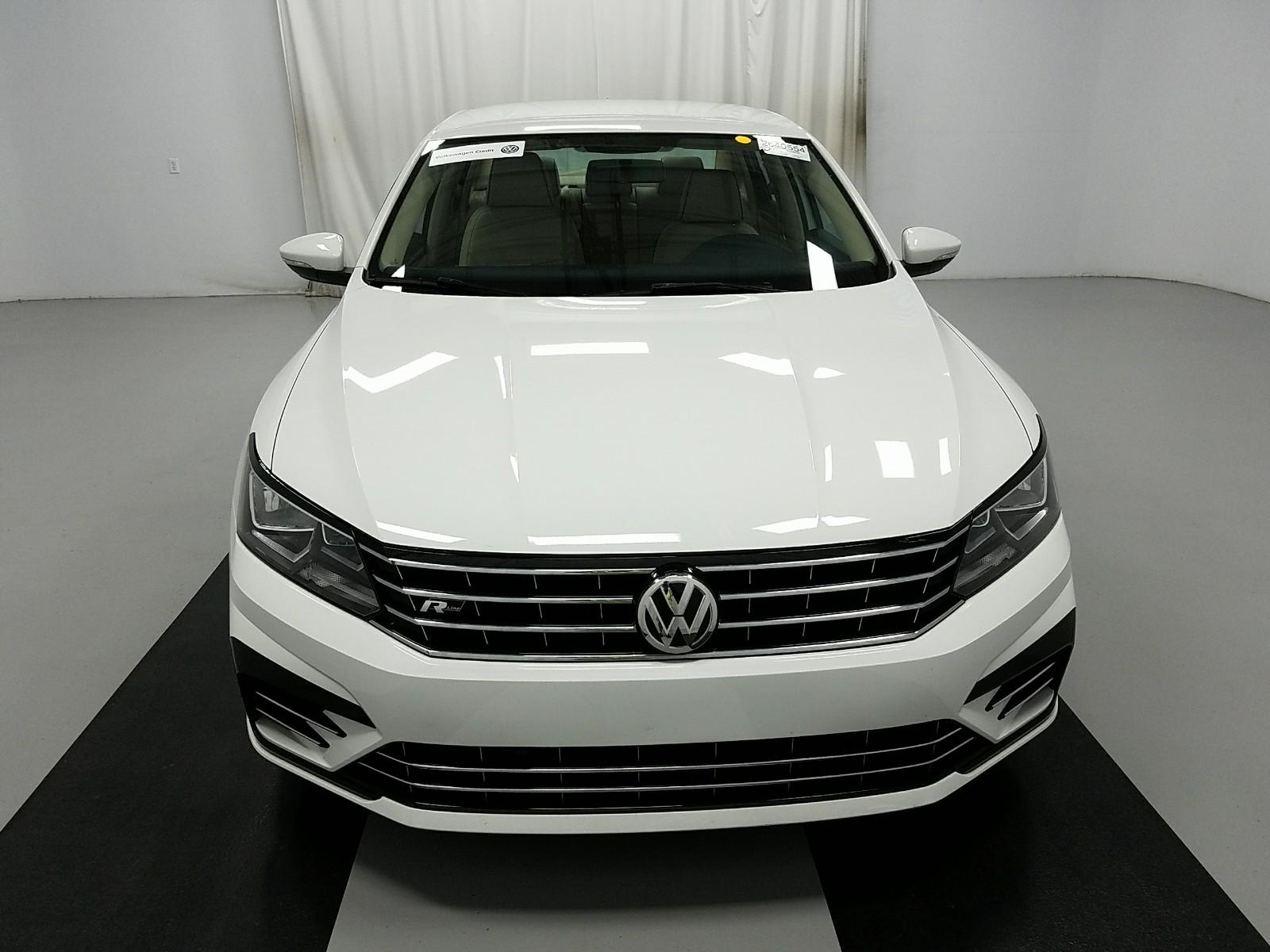 2017 Volkswagen PASSAT 4C RLINE COMF