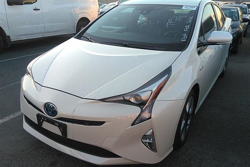 2016 Toyota PRIUS 4 TOURING