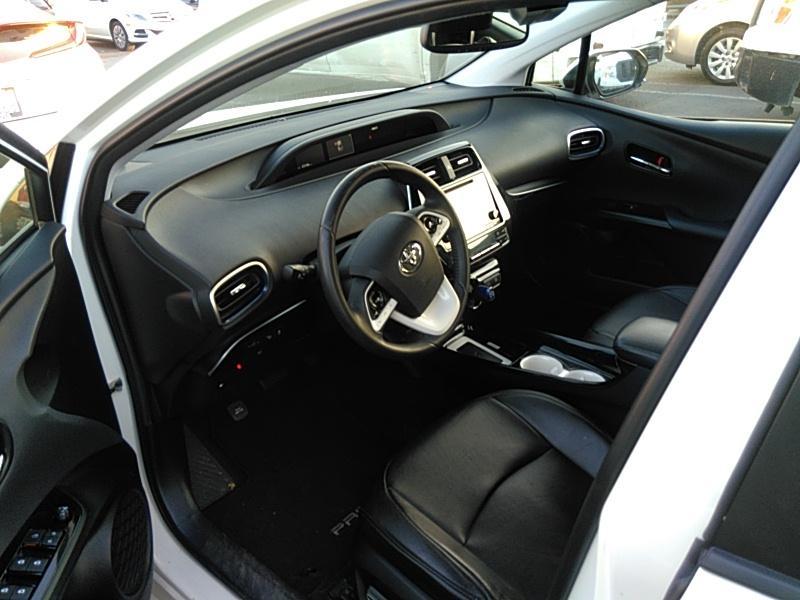 2016 Toyota PRIUS 4 TOURING