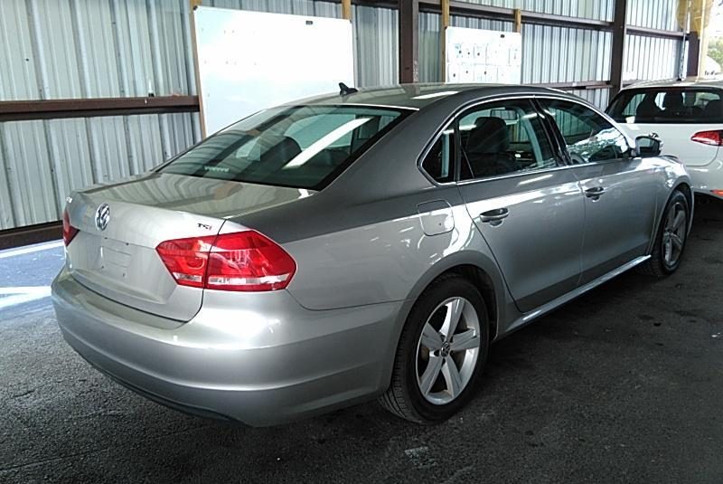 2014 Volkswagen PASSAT 4C WOLFSBURG