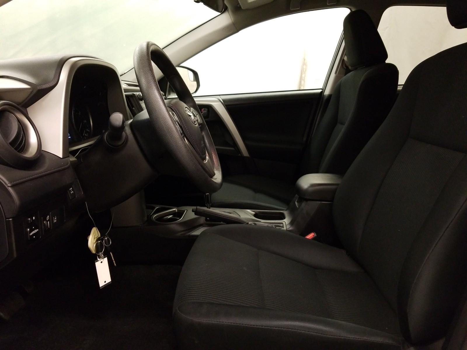 2017 Toyota RAV4 AWD LE