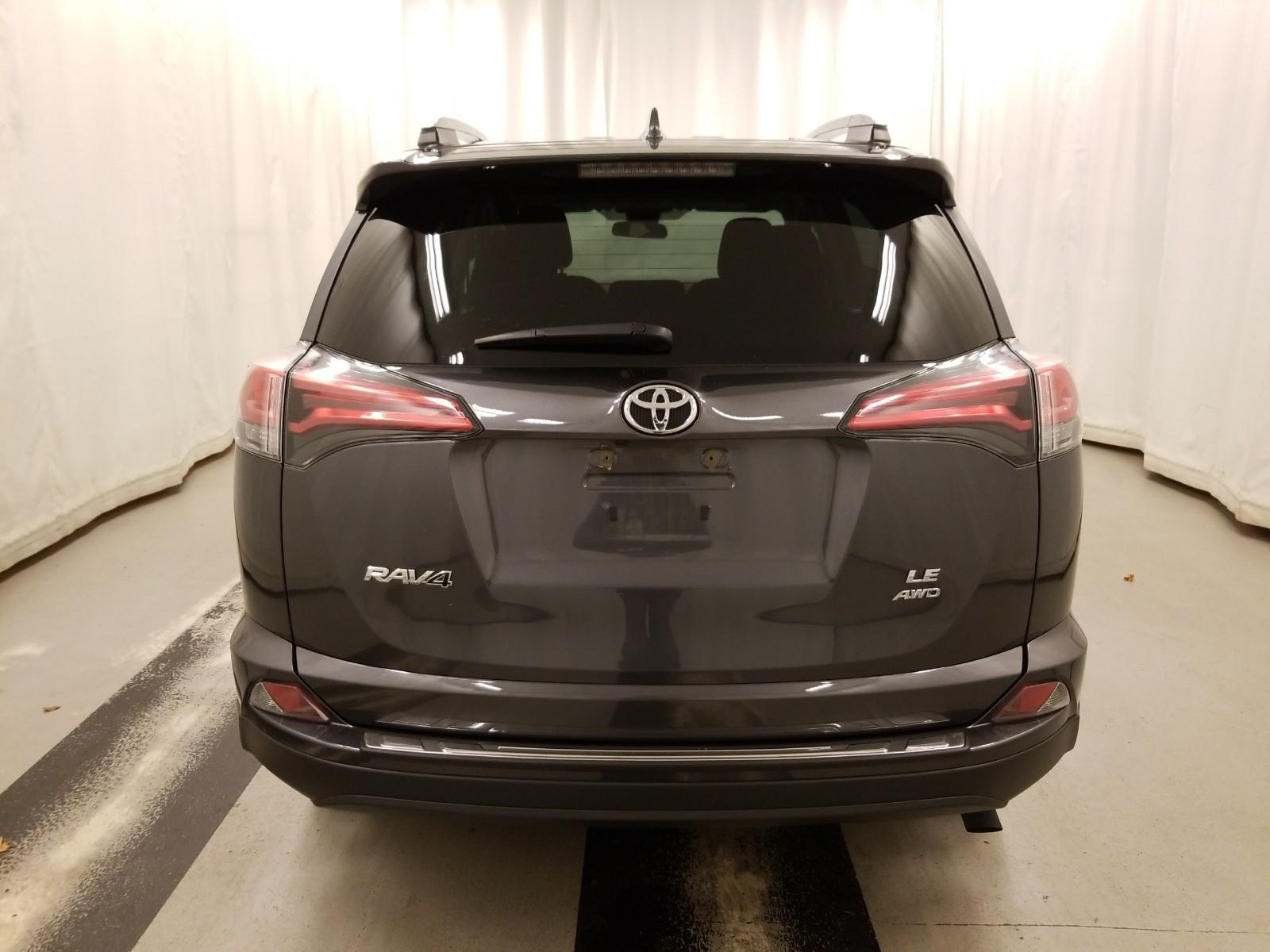 2017 Toyota RAV4 AWD LE